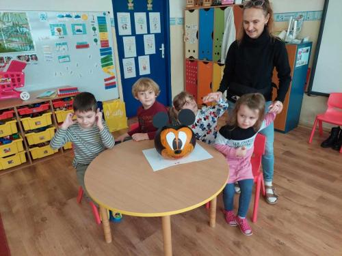 received 1254018625262649