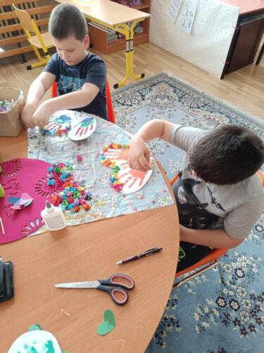 86d408a1-d8a1-4b72-b388-4386268813d5