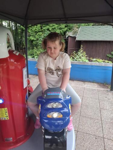 IMG-e084ce0ea1f43fb9e5e2d04db3c64577-V