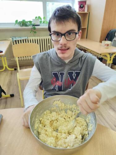 557762366 758310963908840 1826569543474781310 n