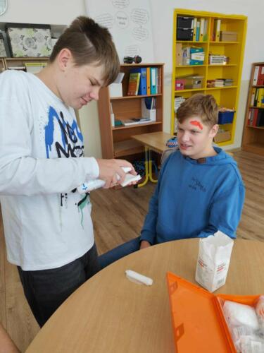 d8244ea4-6ea5-4023-acda-187acd960290