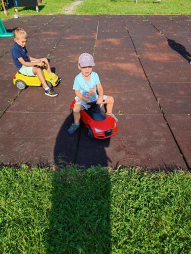 216bc1f0-6b59-46e2-8daf-0f785b82db8a