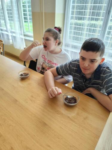 a7db0015-bbca-43aa-b38b-c35e0cbc2c84