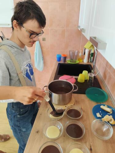 e229fca0-da04-4abb-b9f4-775bbc87a379