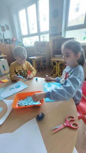 Messenger creation ADF654A3-CA23-49B4-95B0-24435B0E5FDD