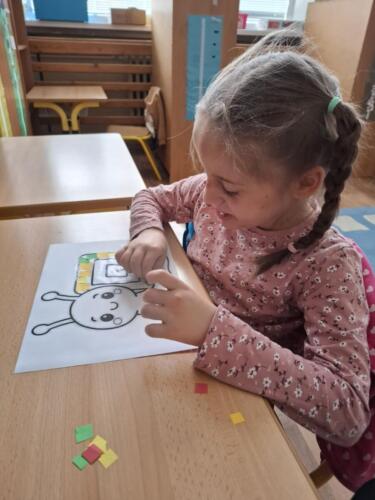 IMG-51ef1efa5f8b88cba64f6e8949258c3f-V